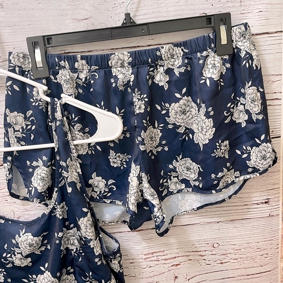 Forever 21 Floral Pajama Set - Picture 8 of 12